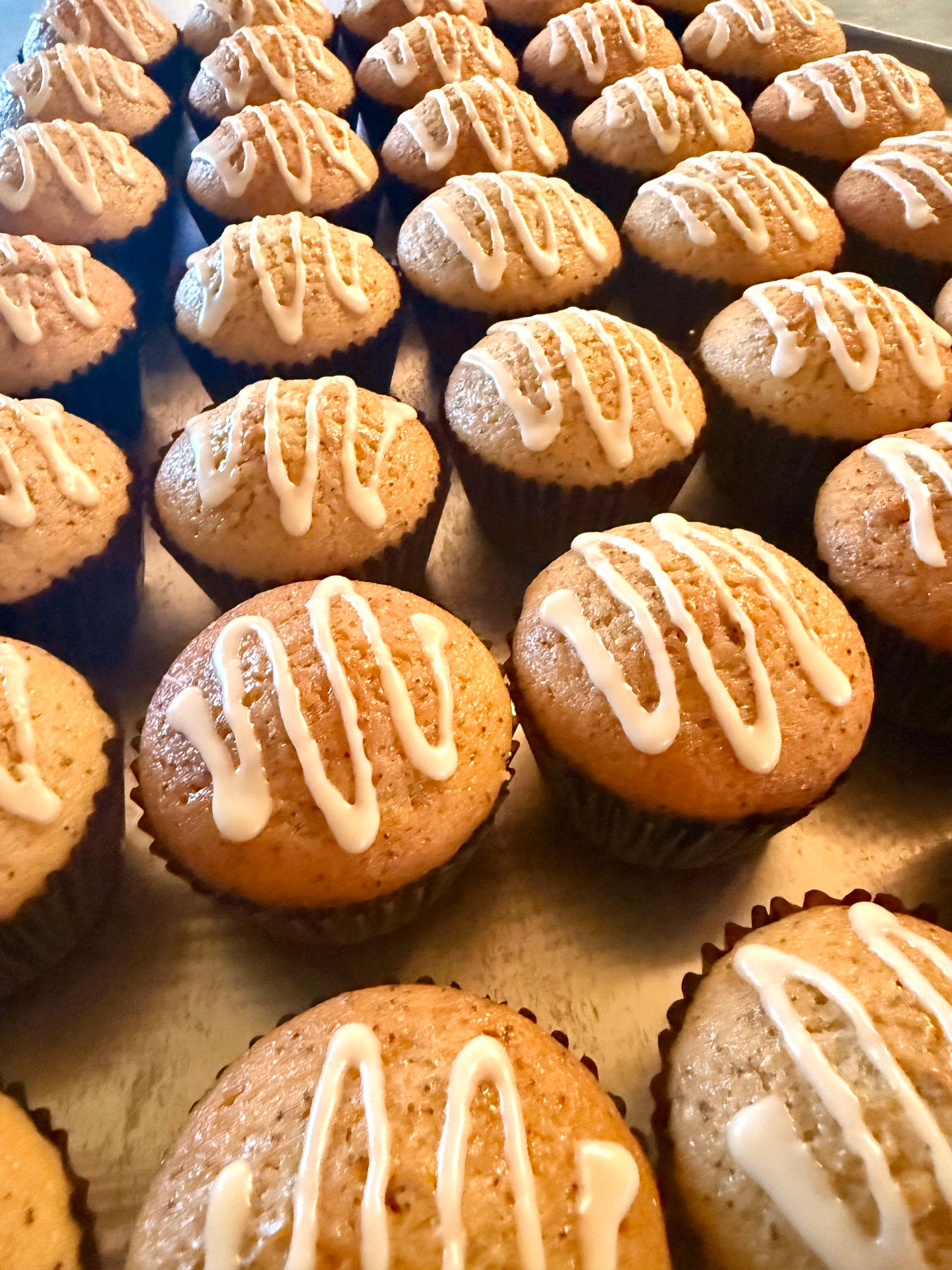 Lemon Drizzle Poppy Seed Sourdough Muffins (4-Pack)